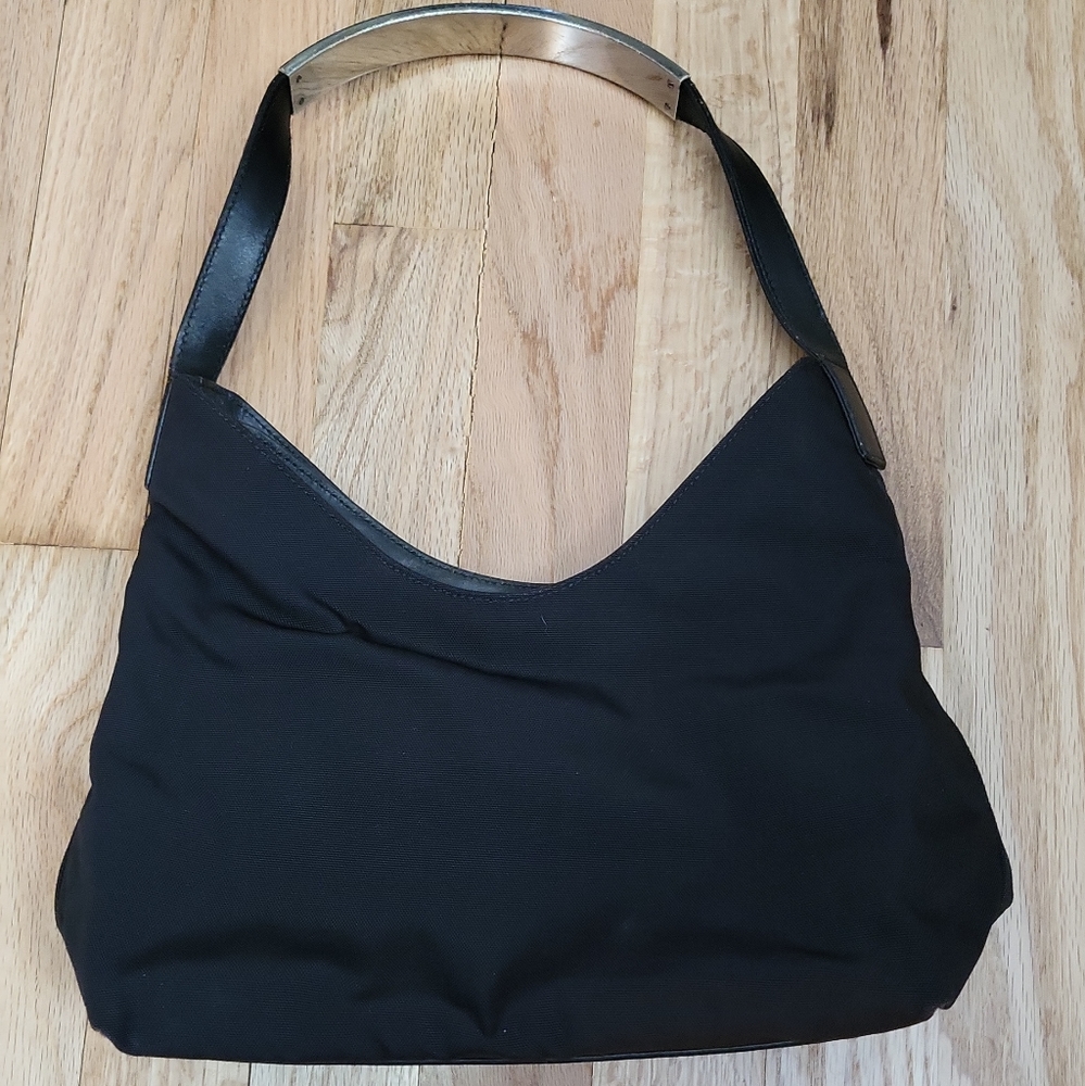 Gucci handbag. Nylon leather silver